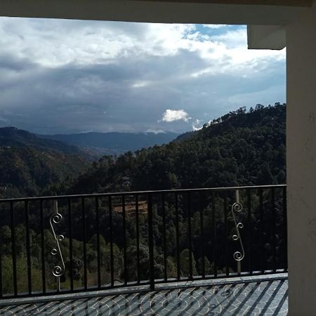 Thakur Homes- Couple And Family Friendly Homestay 西姆拉 外观 照片