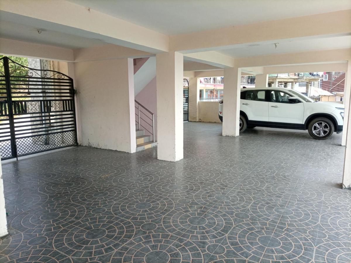 Thakur Homes- Couple And Family Friendly Homestay 西姆拉 外观 照片