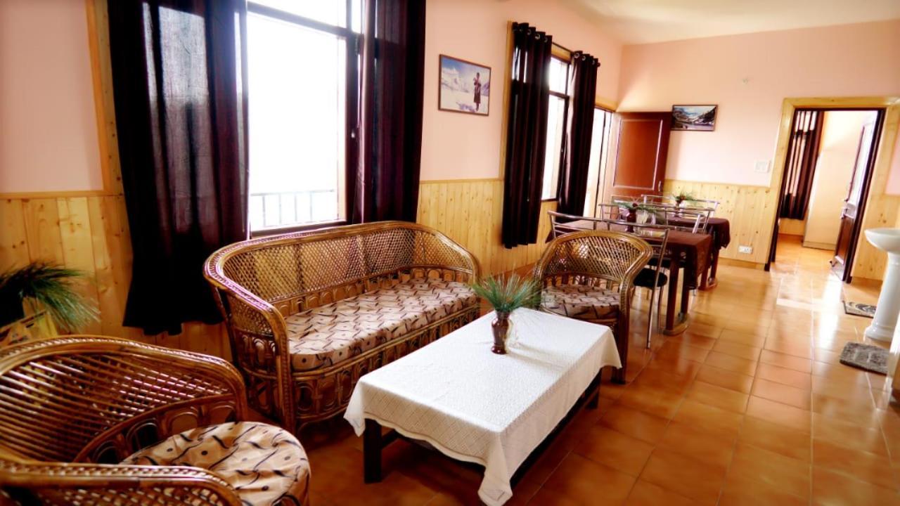 Thakur Homes- Couple And Family Friendly Homestay 西姆拉 外观 照片