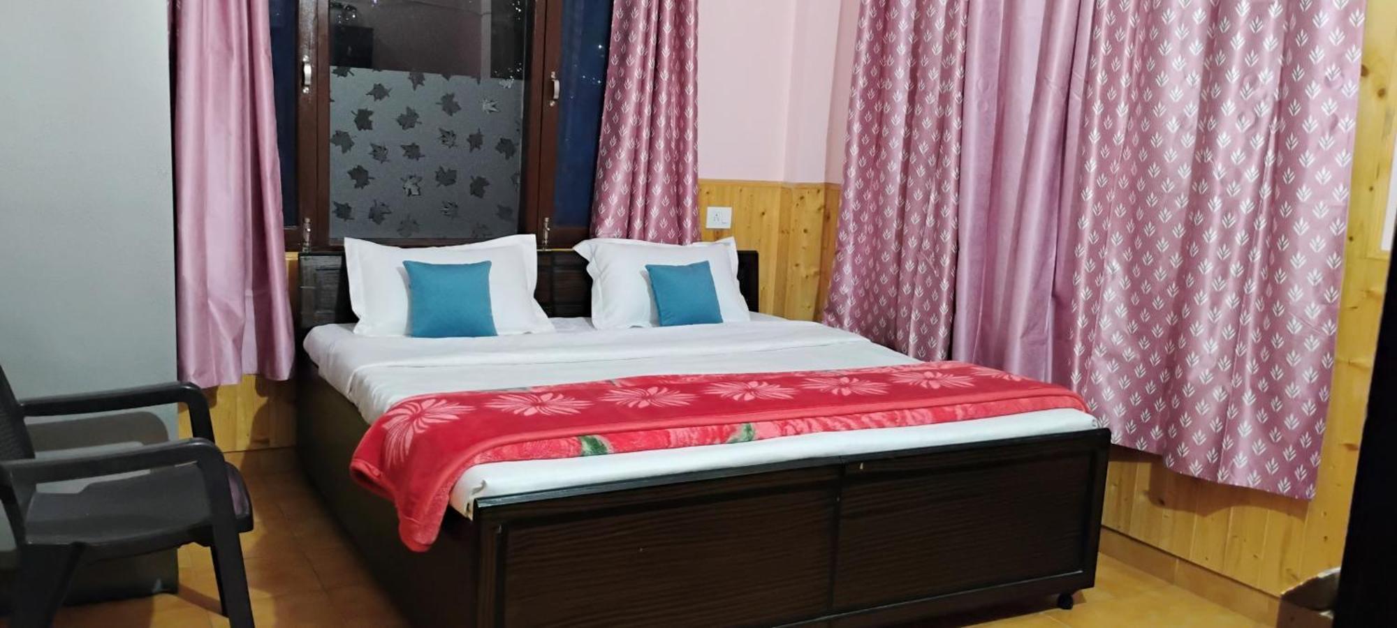 Thakur Homes- Couple And Family Friendly Homestay 西姆拉 外观 照片