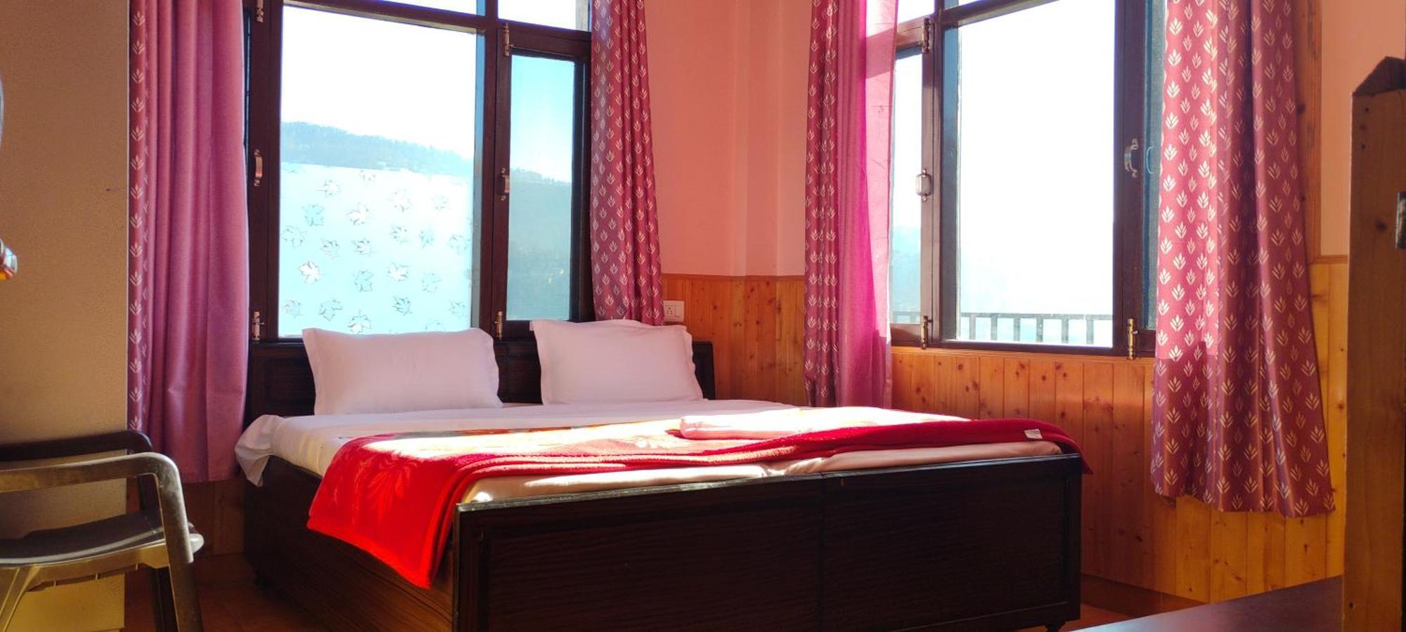 Thakur Homes- Couple And Family Friendly Homestay 西姆拉 外观 照片